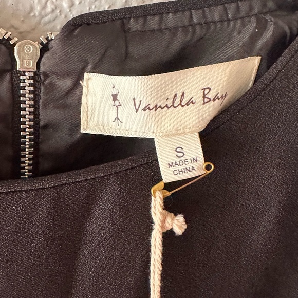 Little Black Dress with ruffle accents size small - Picture 7 of 7